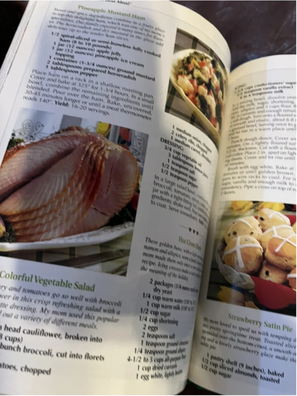 Vintage 2001 Taste Of Home’s Quick Cooking Annual Recipes Cook with MORE VTG